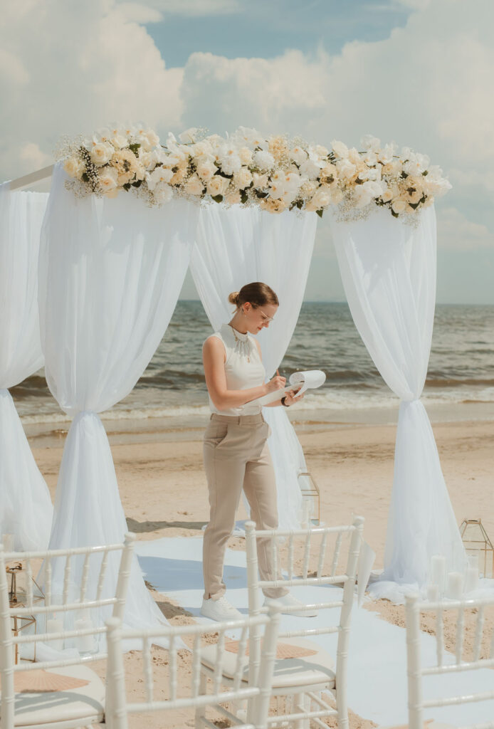 Hochzeitsplanung an der Ostsee - Heiraten am Strand im kleinen Kreis. 