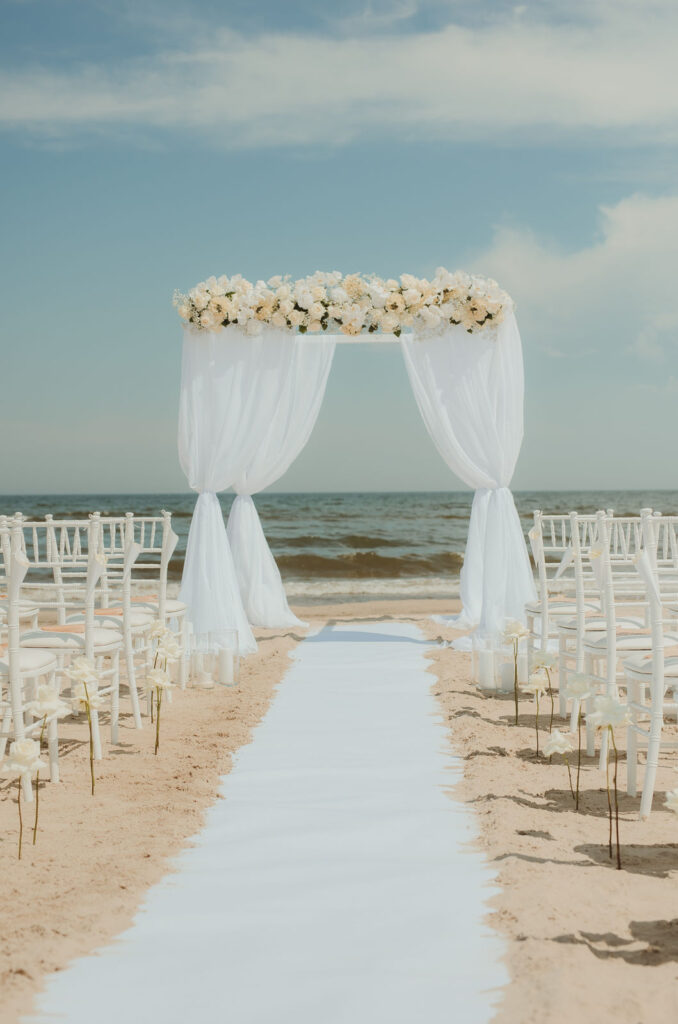 Heiraten an der Ostsee mit Vanessas Hochzeitstauber als Wedding Planner. Freie Trauungen am Strand.