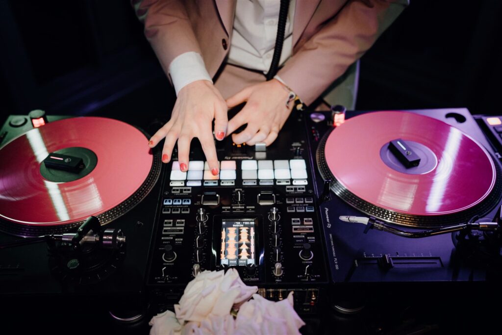 DJ Jojo - professionelles Equipment, Hochzeit in Niedersachsen