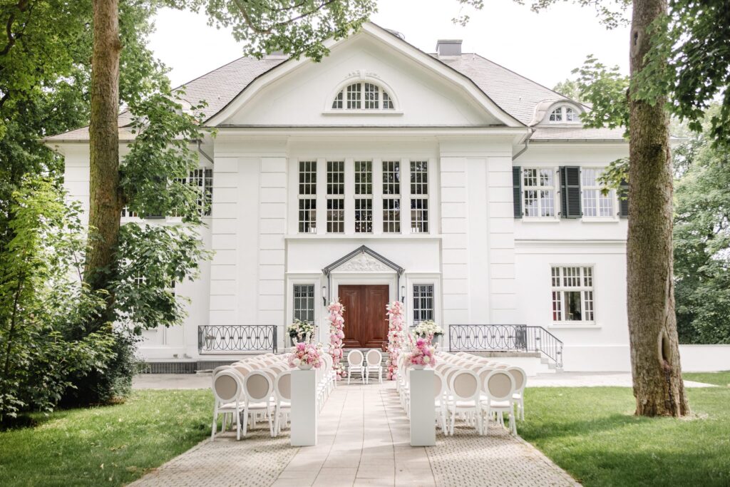 Hochzeitslocation in Norddeutschland - Wedding Planner Sophia von Aspern
