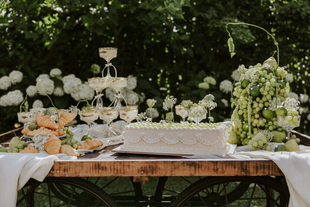 Hochzeit im Grünen, außerhalb von München - Hochzeitsplanerin Emma von Emma Weddings aus Bayern