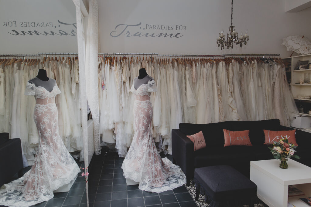 Der Brautmodenladen All About Dreams in Stuttgart.